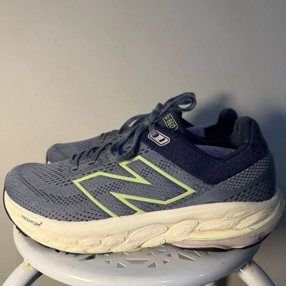 New Balance Fresh Foam X 860 Running Shoes Womens 9.5 D Blue Navy Stability